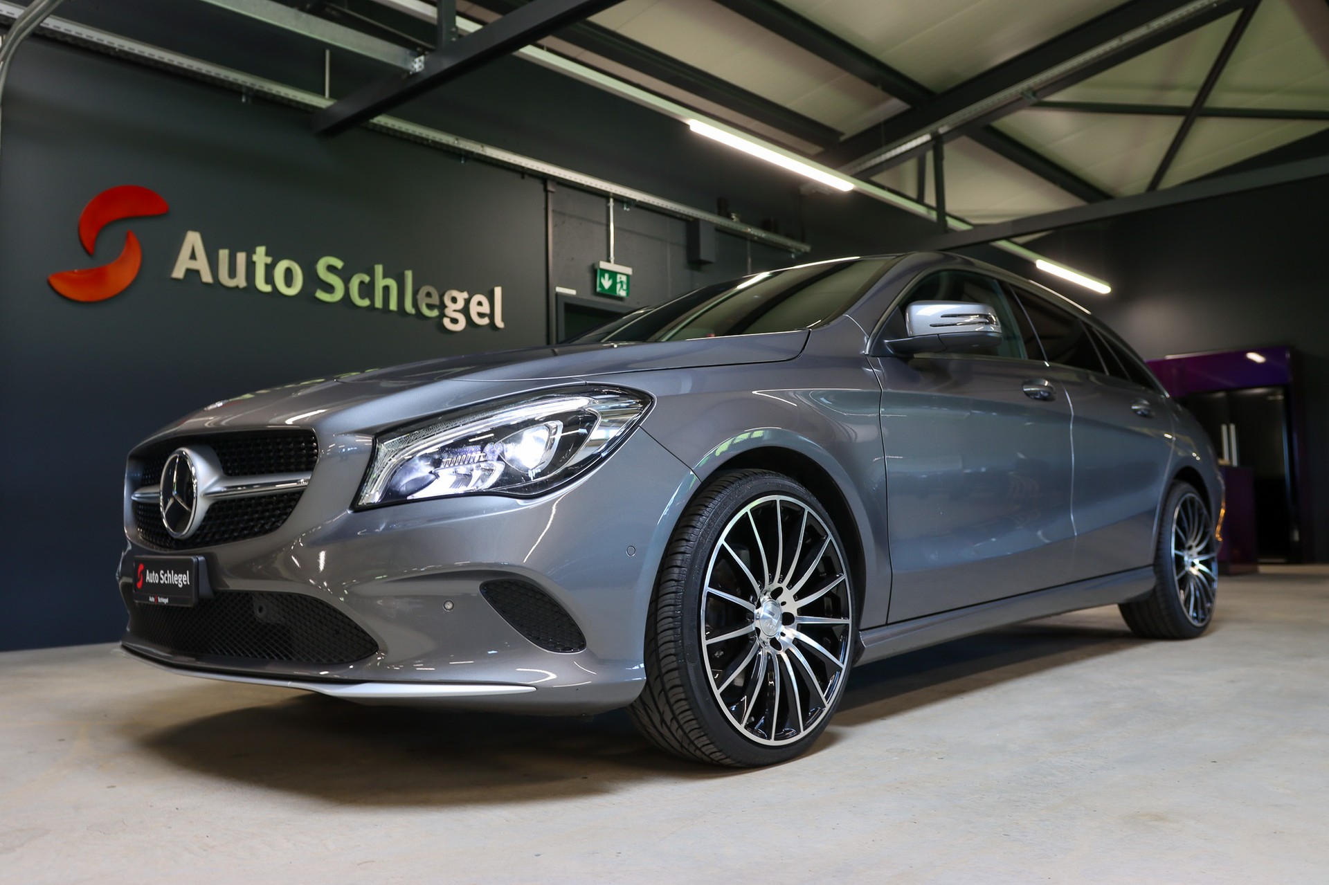 MERCEDES-BENZ CLA Shooting Brake 220 4Matic 7G-DCT-image-7