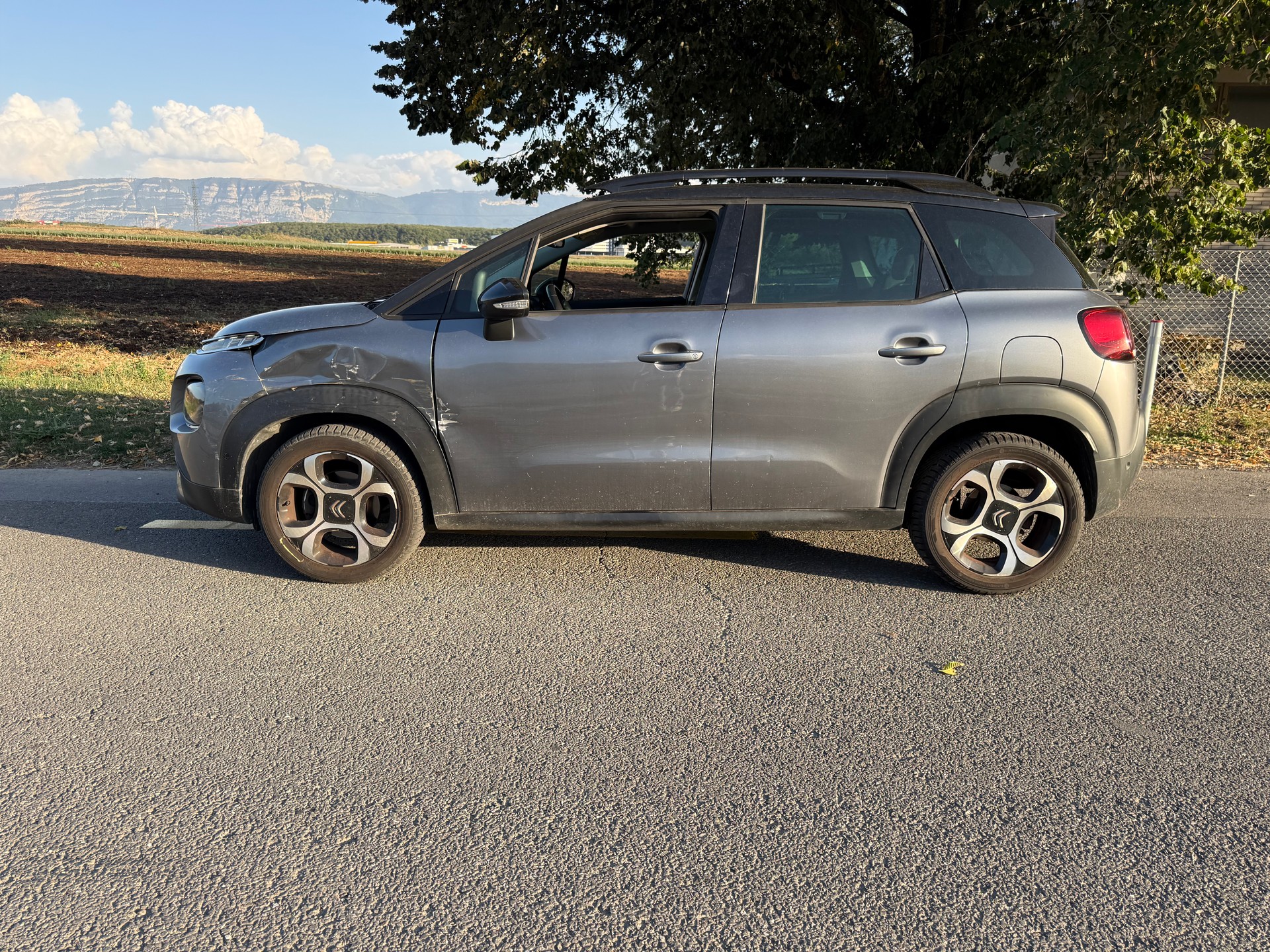 CITROEN C3 Aircross 1.2i PureTech Feel-image-4