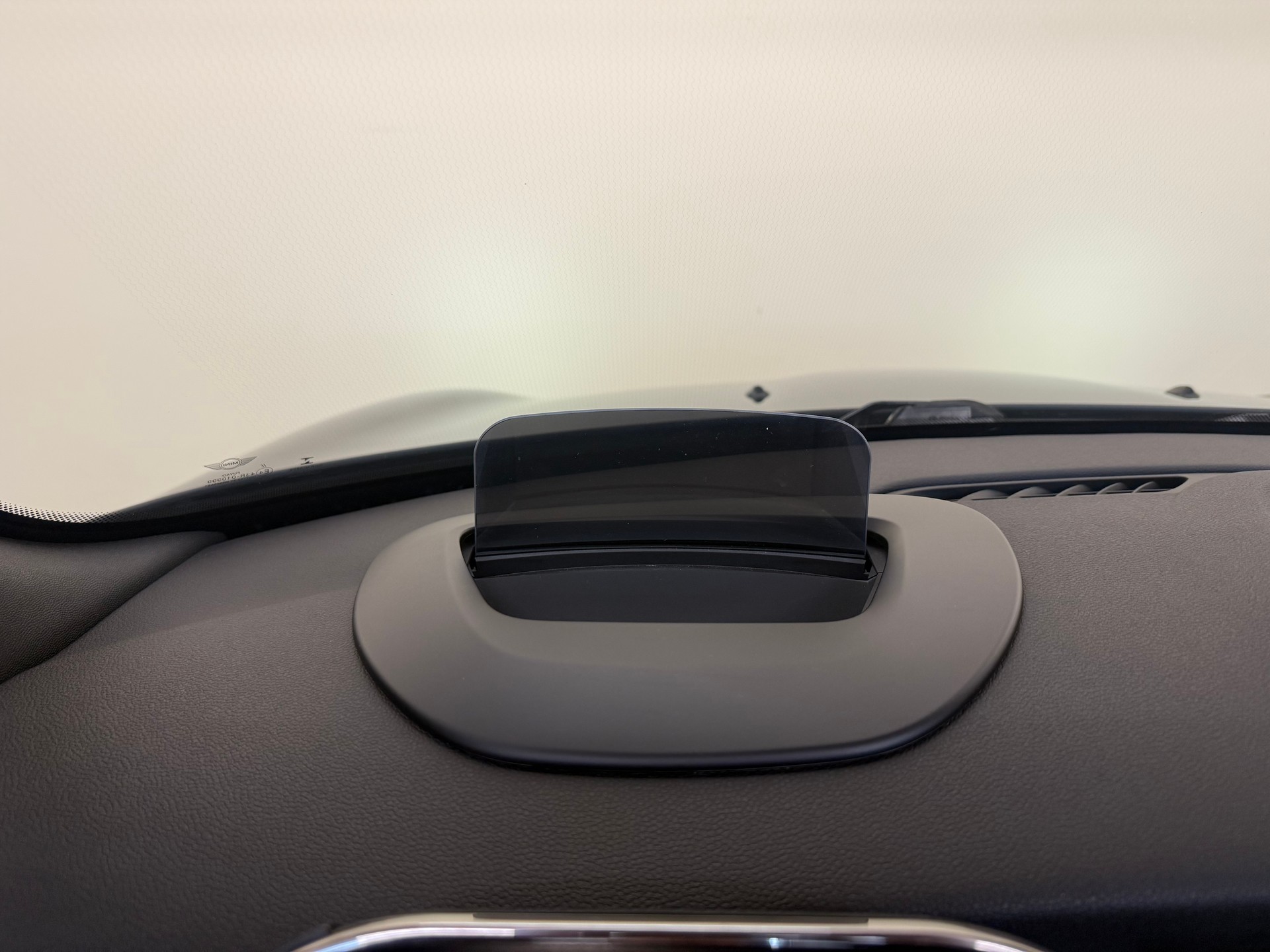 MINI Cooper John Cooper Works Cabriolet Steptronic-image-30