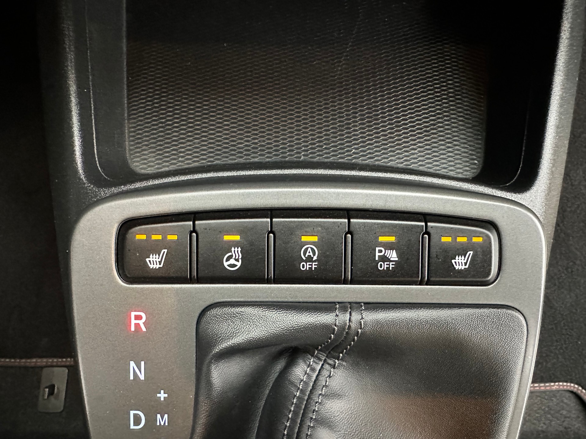 HYUNDAI i10 1.2 Vertex Automat-image-15