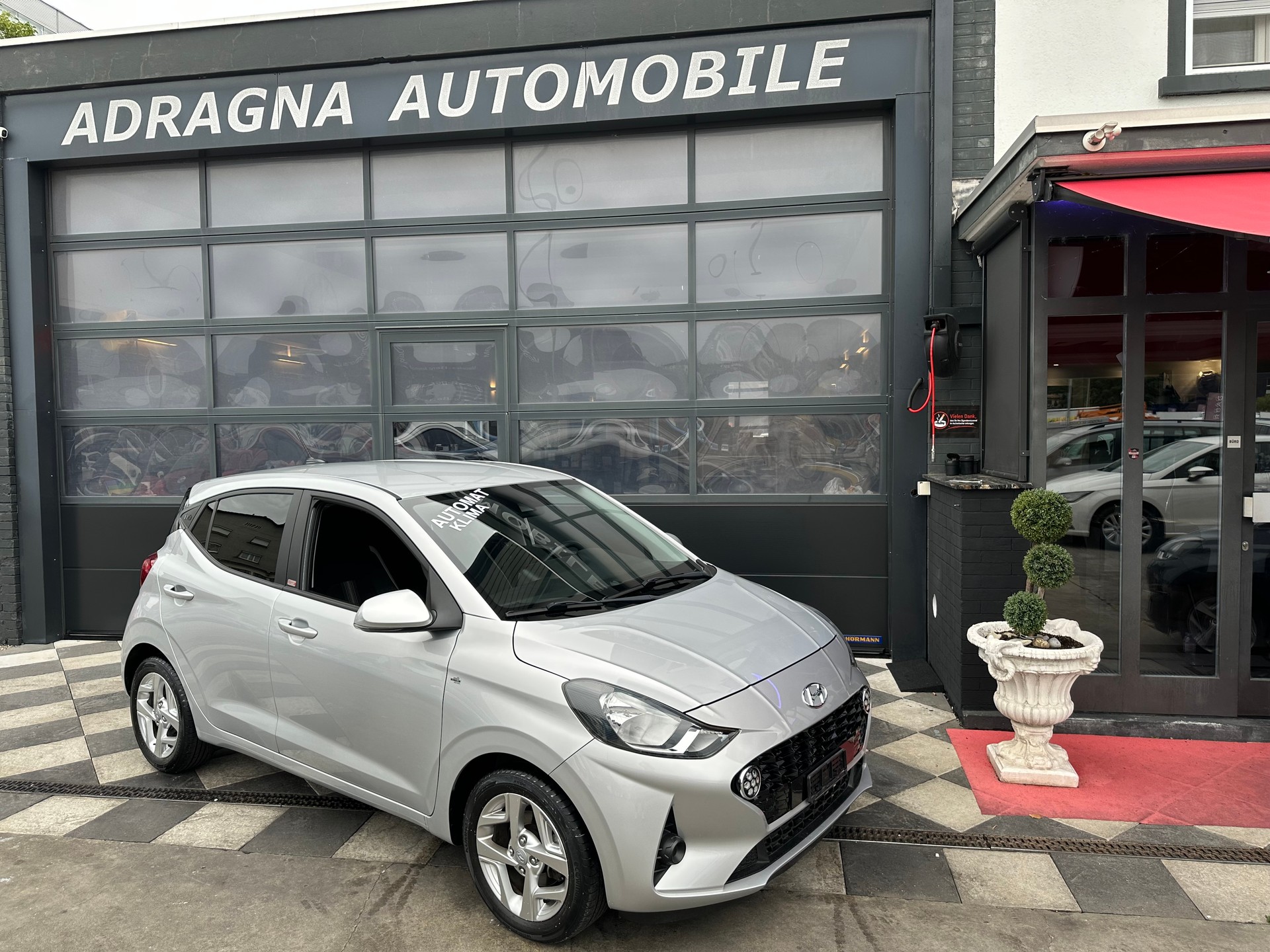 HYUNDAI i10 1.2 Vertex Automat-image-0