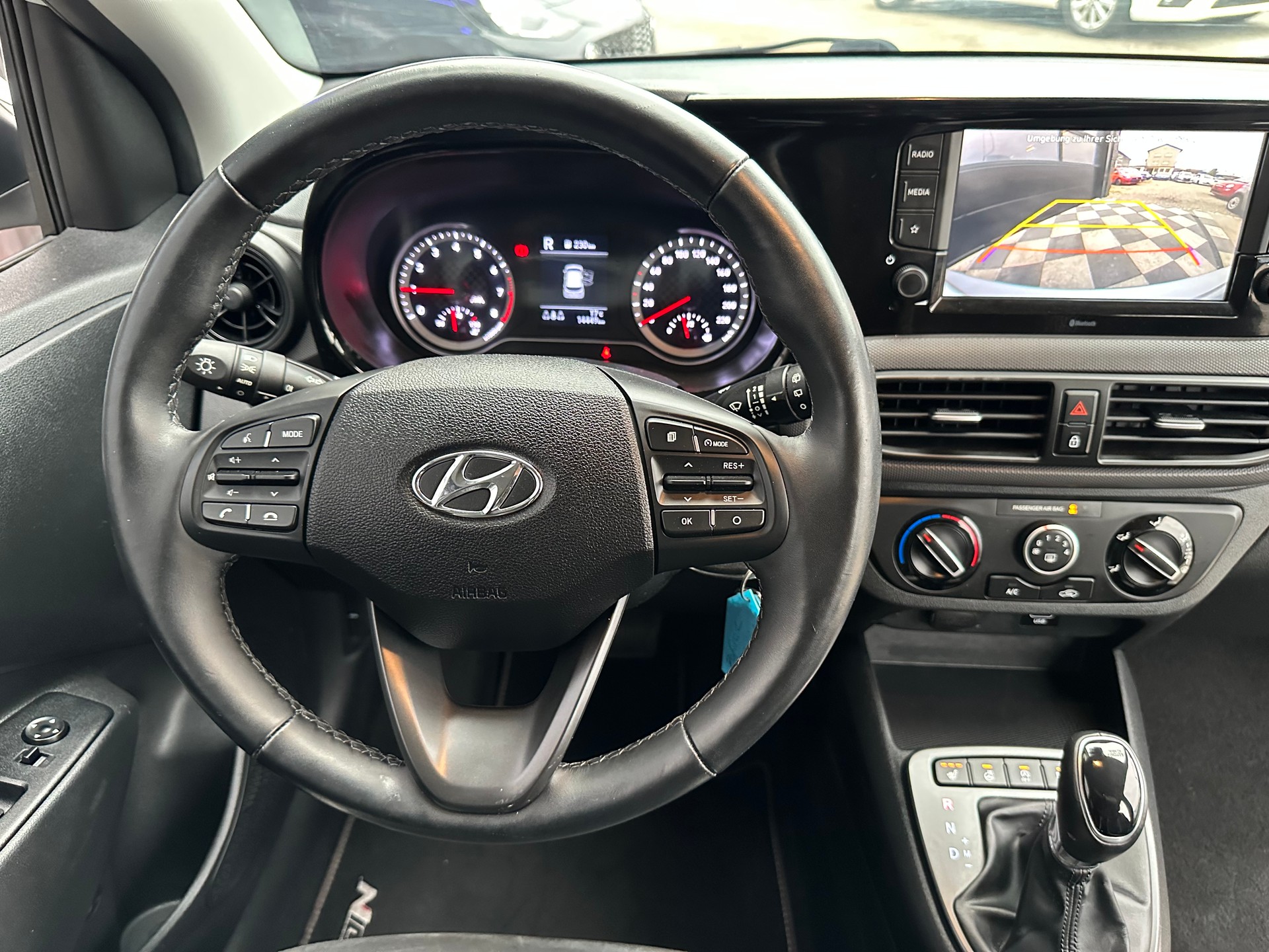 HYUNDAI i10 1.2 Vertex Automat-image-11