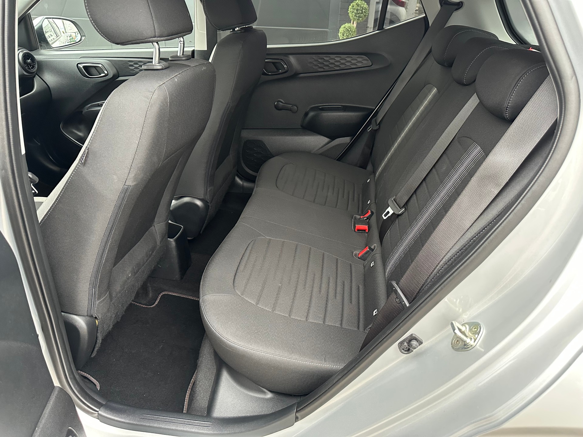 HYUNDAI i10 1.2 Vertex Automat-image-13