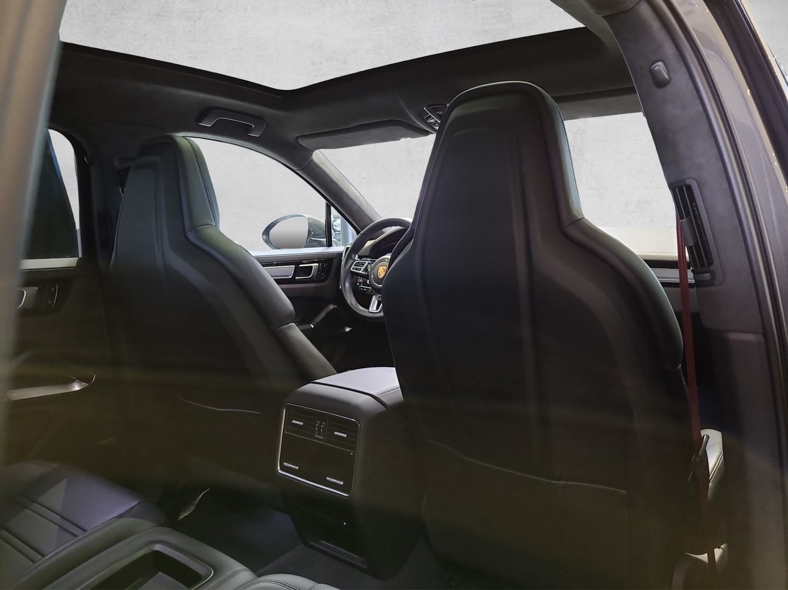 PORSCHE Cayenne Coupé 4.0 V8 Turbo Coupé-image-6
