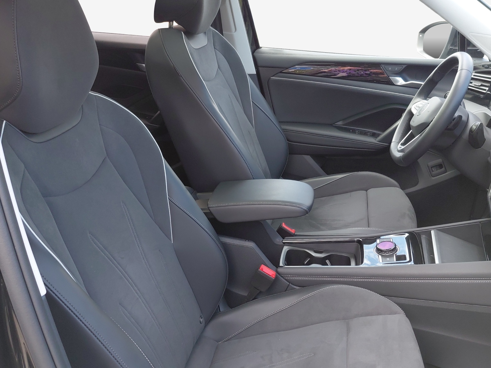 VW Tiguan 2.0 TSI DSG Elegance 4Motion-image-15