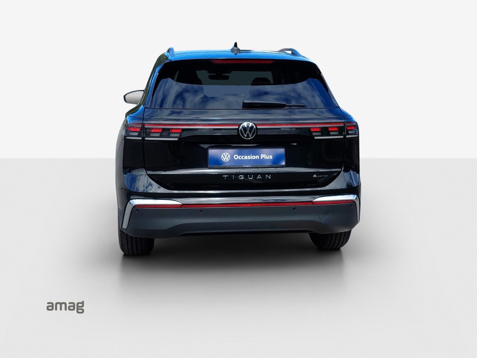 VW Tiguan 2.0 TSI DSG Elegance 4Motion-image-3