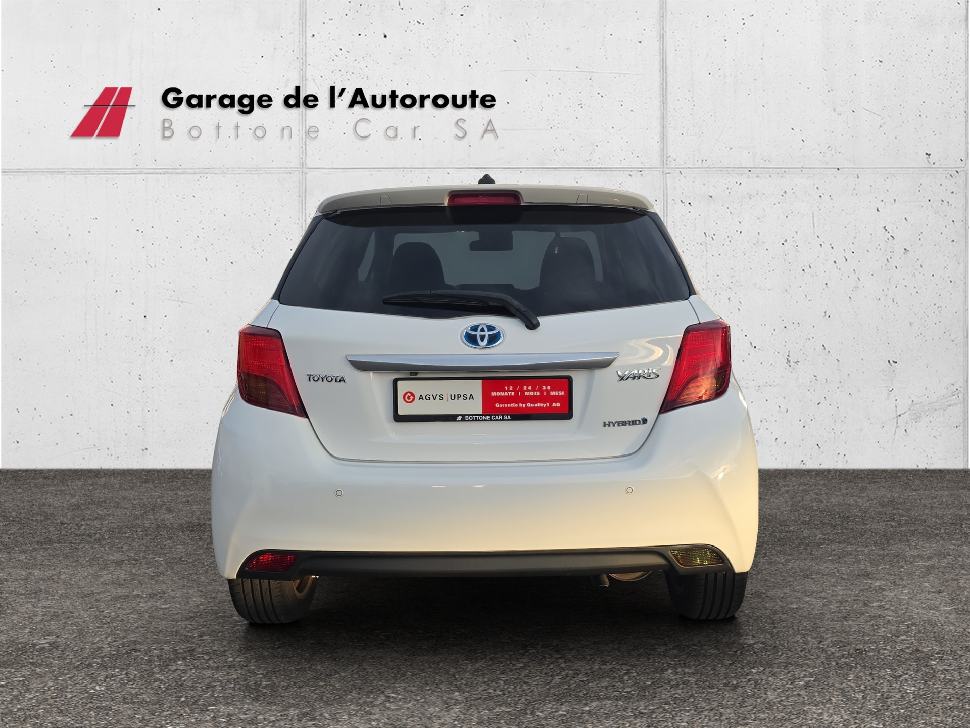 TOYOTA Yaris 1.5 VVT-i HSD Trend-image-3