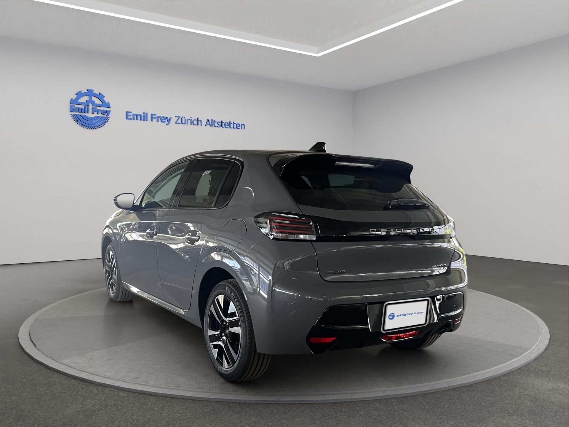PEUGEOT 208 1.2 Hybrid Allure Premium-image-1