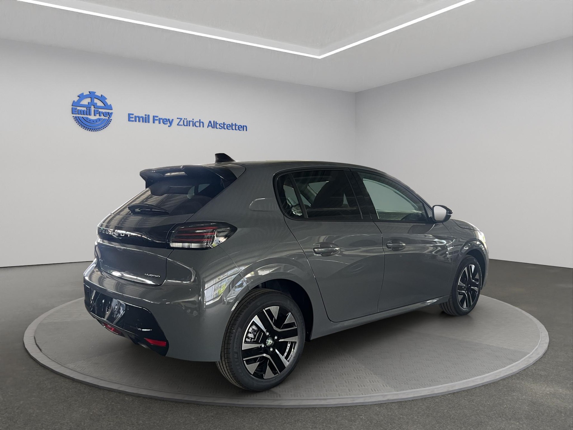 PEUGEOT 208 1.2 Hybrid Allure Premium-image-2