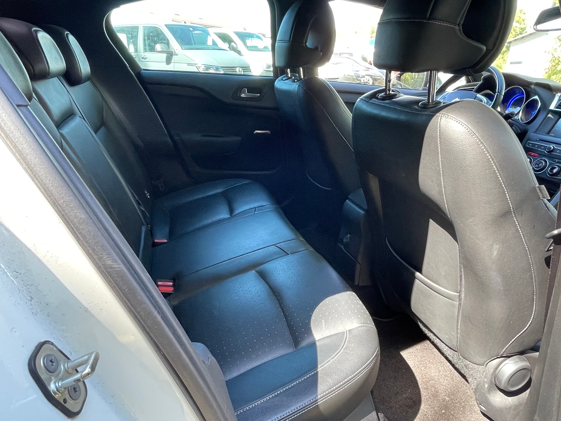 DS AUTOMOBILES DS4 1.2 Pure Tech Chic-image-13