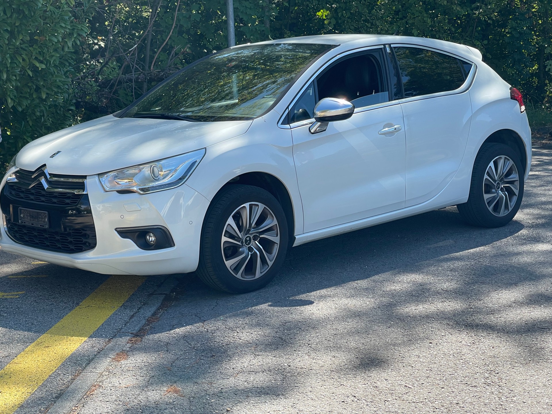 DS AUTOMOBILES DS4 1.2 Pure Tech Chic-image-1
