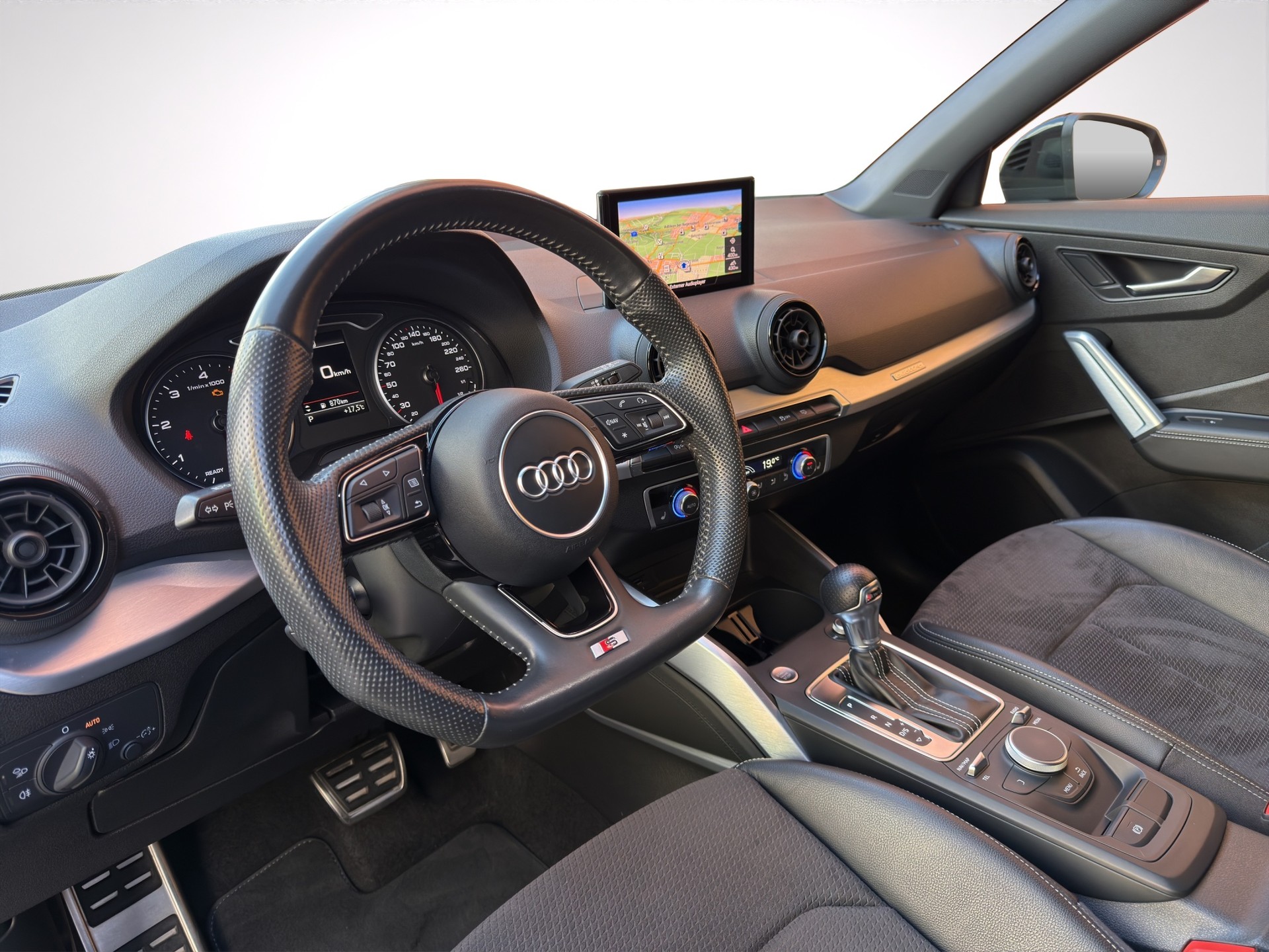 AUDI Q2 2.0 TDI sport quattro S-tronic-image-10