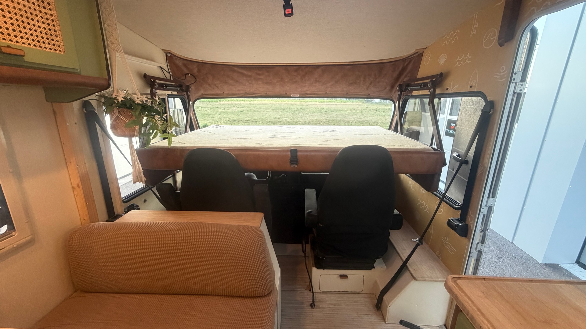 HYMER Hymermobil 654-image-2