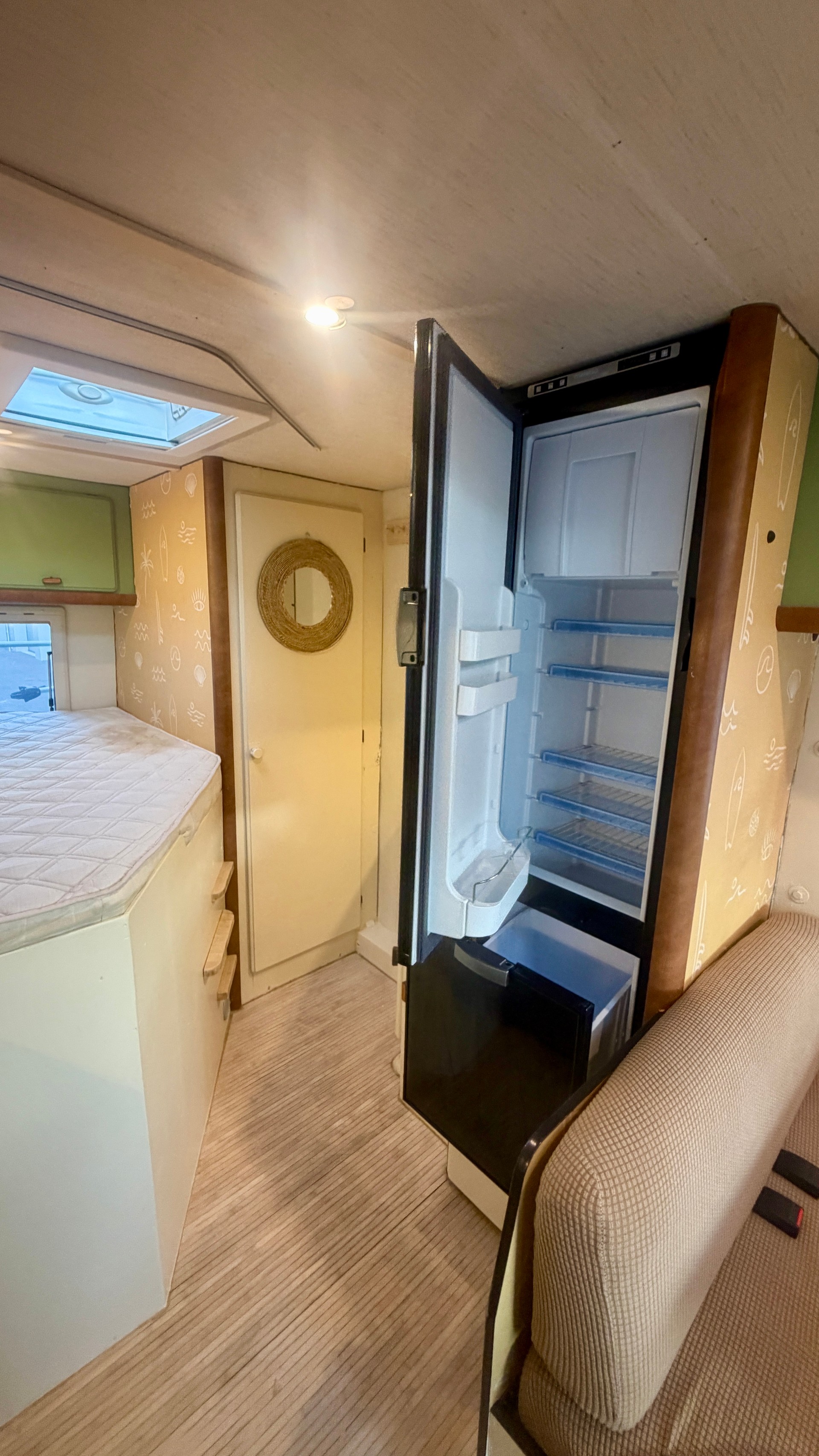 HYMER Hymermobil 654-image-3