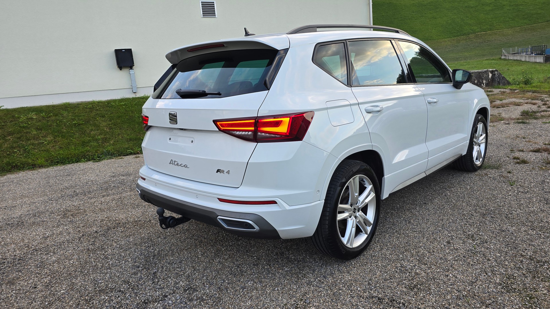 SEAT 2.0 TSI FR 4Drive DSG-image-6