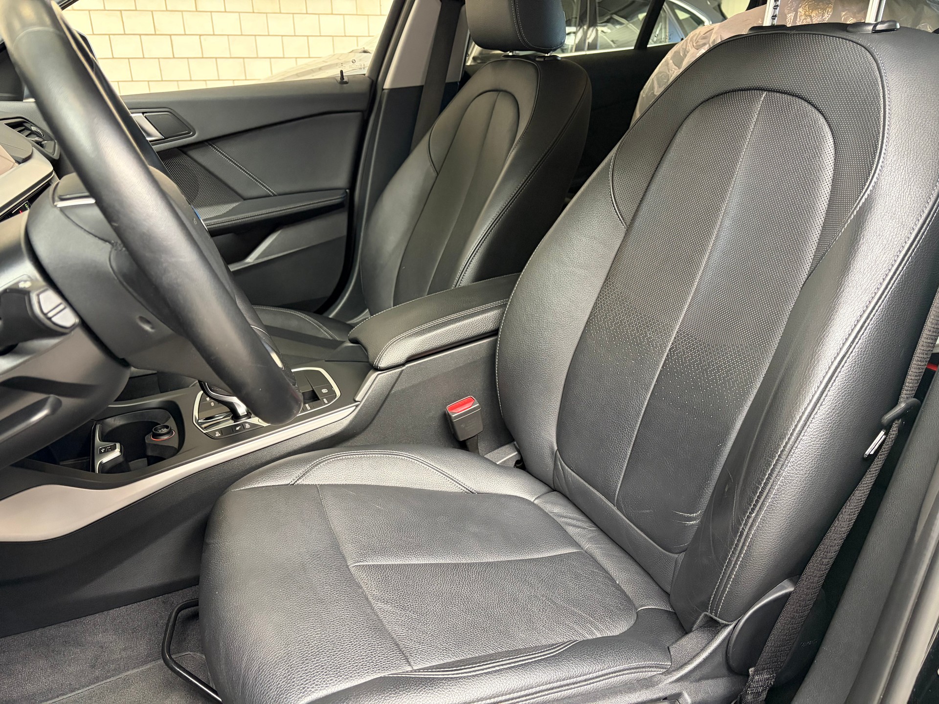 BMW 118i Steptronic-image-7