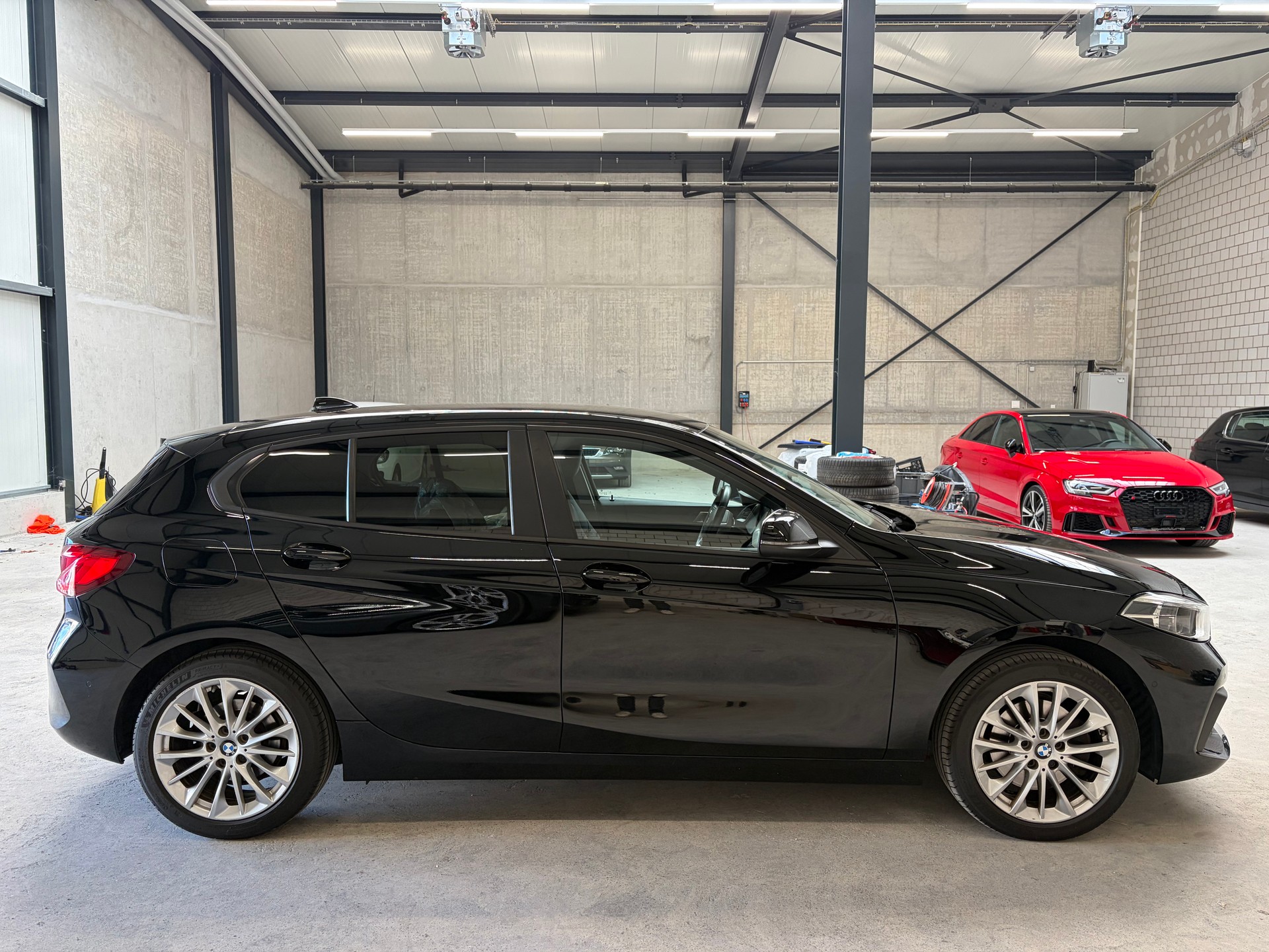 BMW 118i Steptronic-image-4