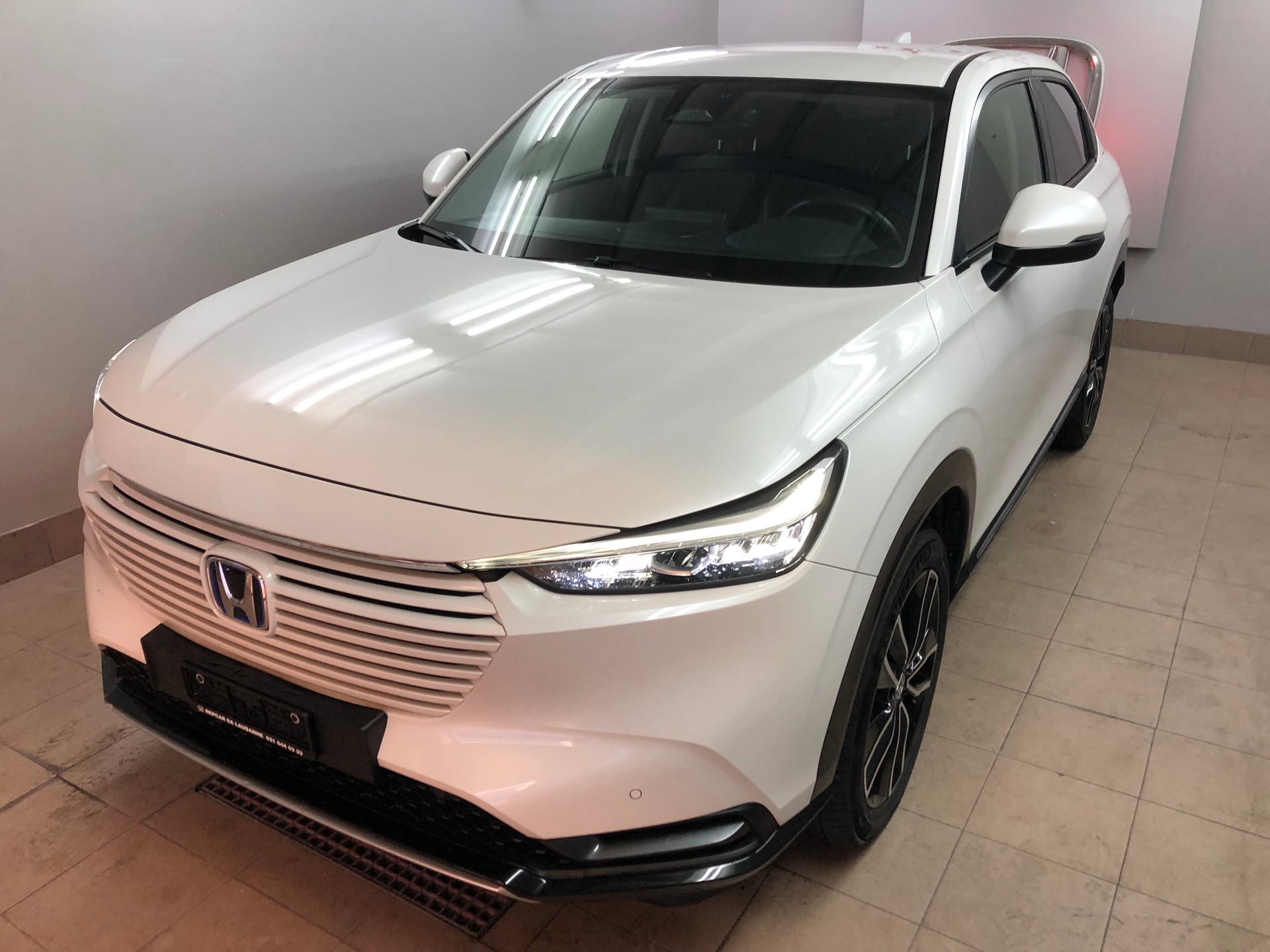 HONDA HR-V 1.5i-MMD Advance CVT-image-2
