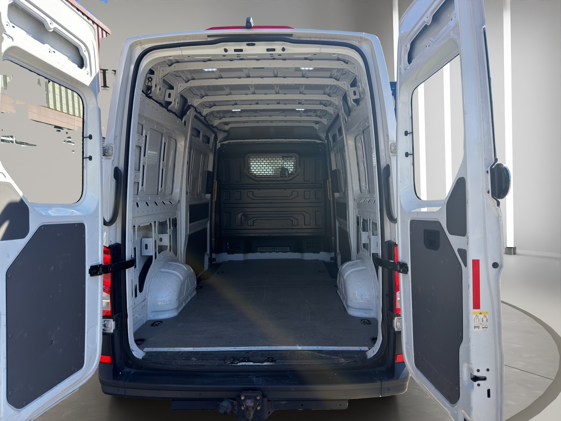 VW Crafter 35 2.0 TDI Entry L4-image-12