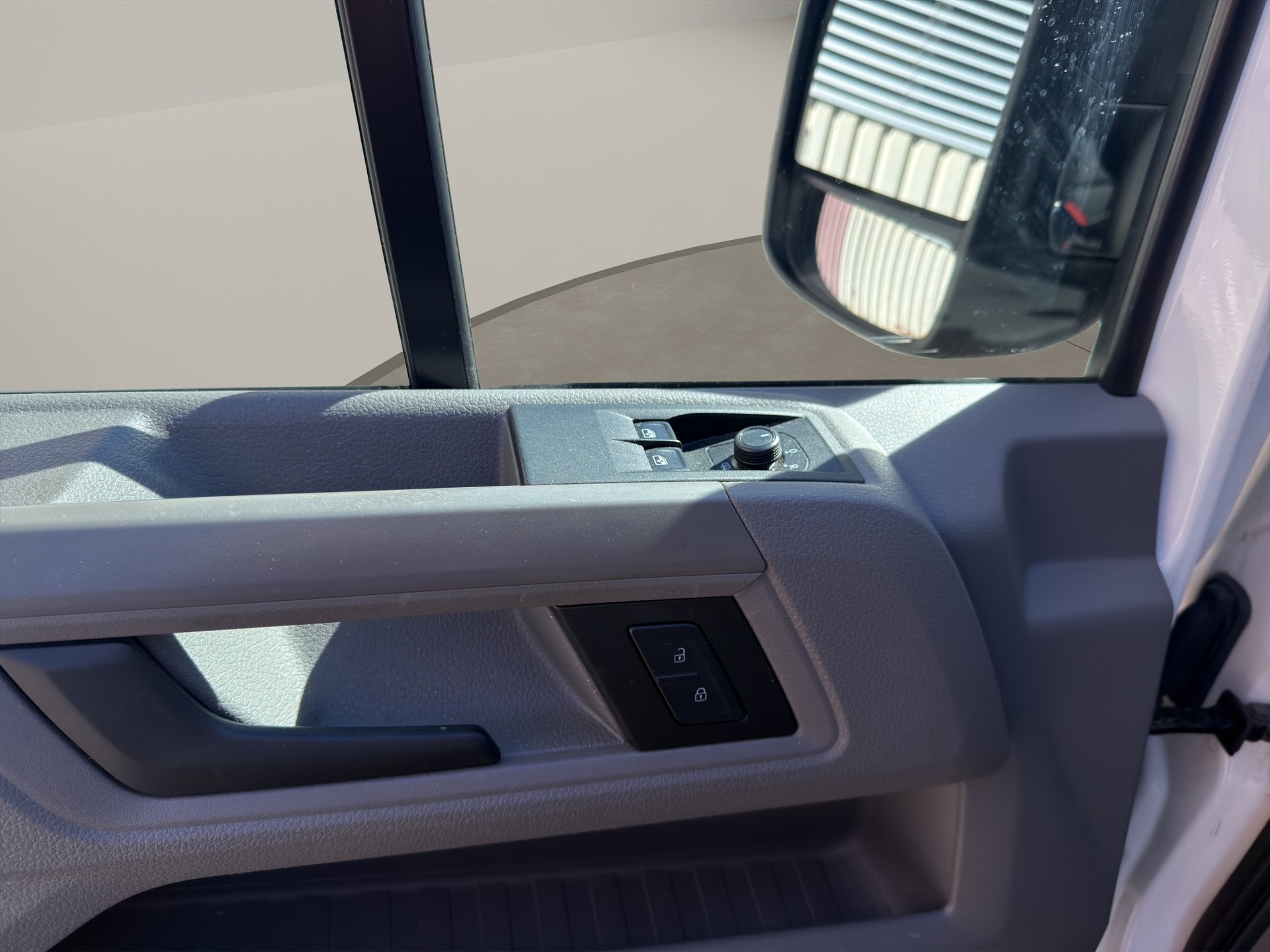 VW Crafter 35 2.0 TDI Entry L4-image-9