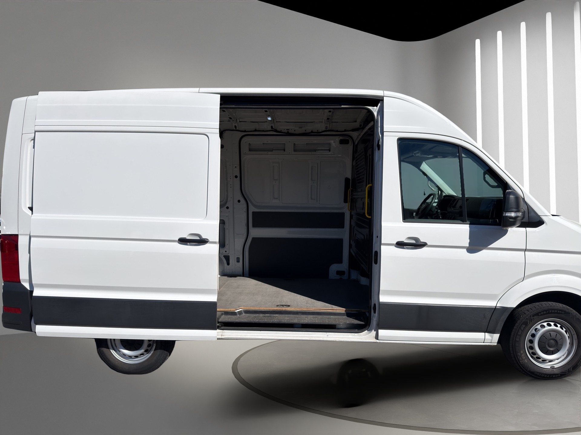 VW Crafter 35 2.0 TDI Entry L4-image-6