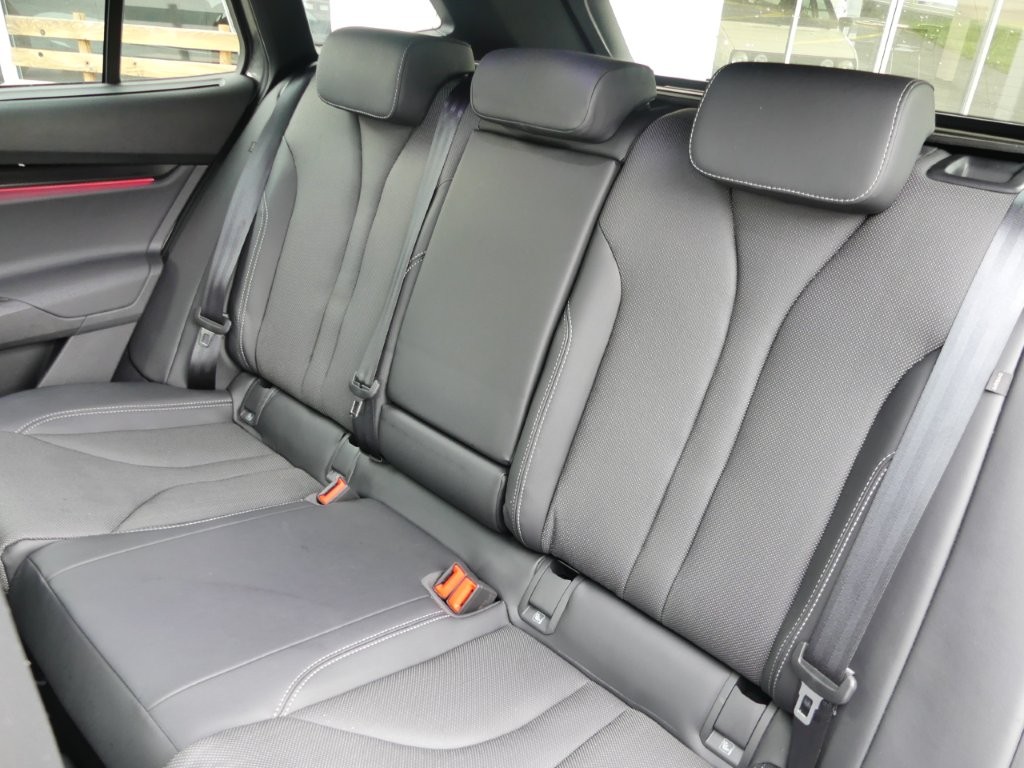 SKODA Enyaq 4x4 RS-image-11