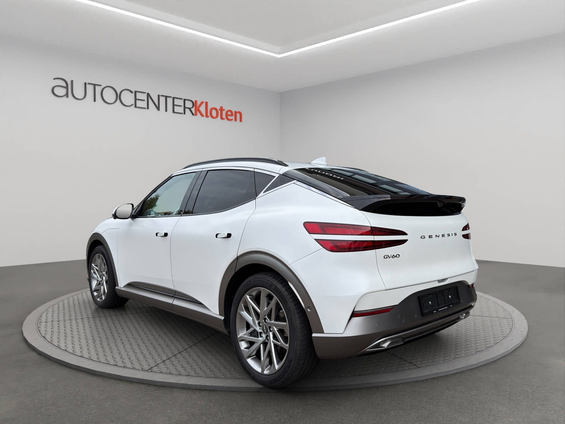GENESIS GV60 Dual Motor Sport AWD-showroom-element-3