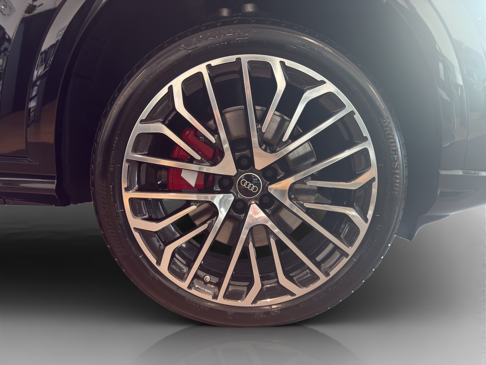 AUDI SQ5 Sportback TFSI quattro S-tronic-image-2