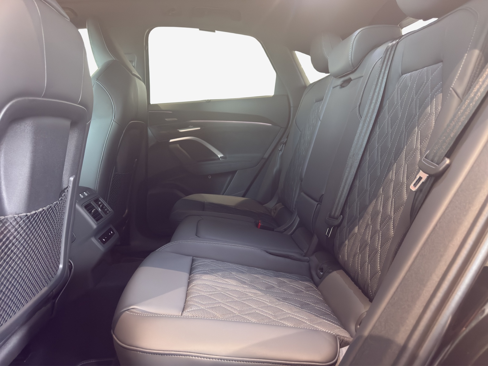 AUDI SQ5 Sportback TFSI quattro S-tronic-image-14