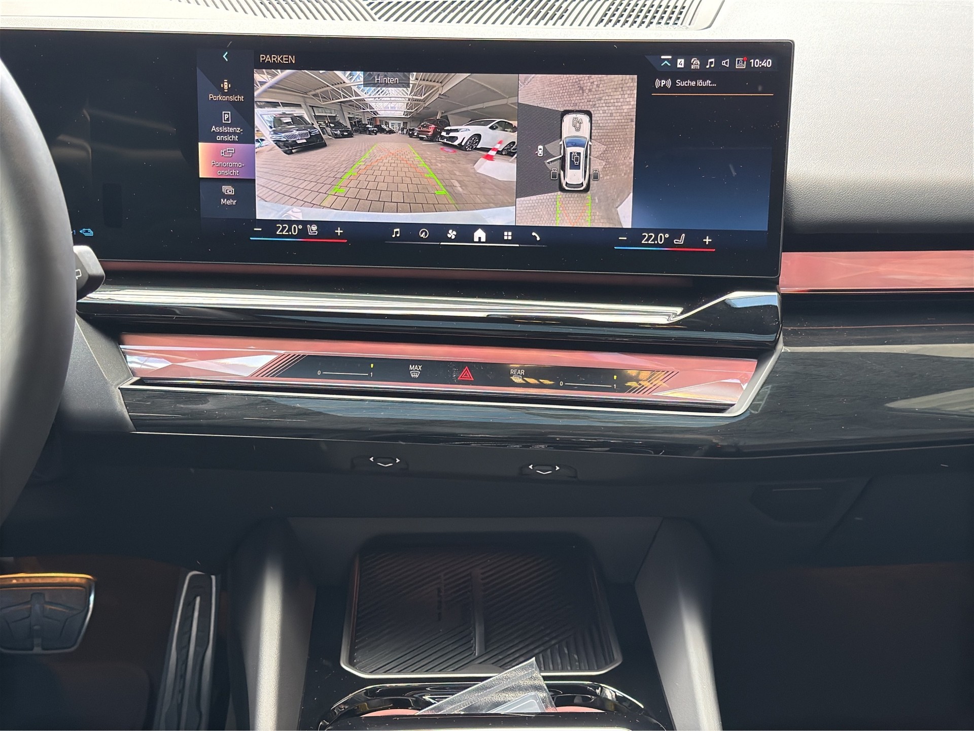 BMW 530e xDrive Touring M Sport Pro Steptronic-image-17