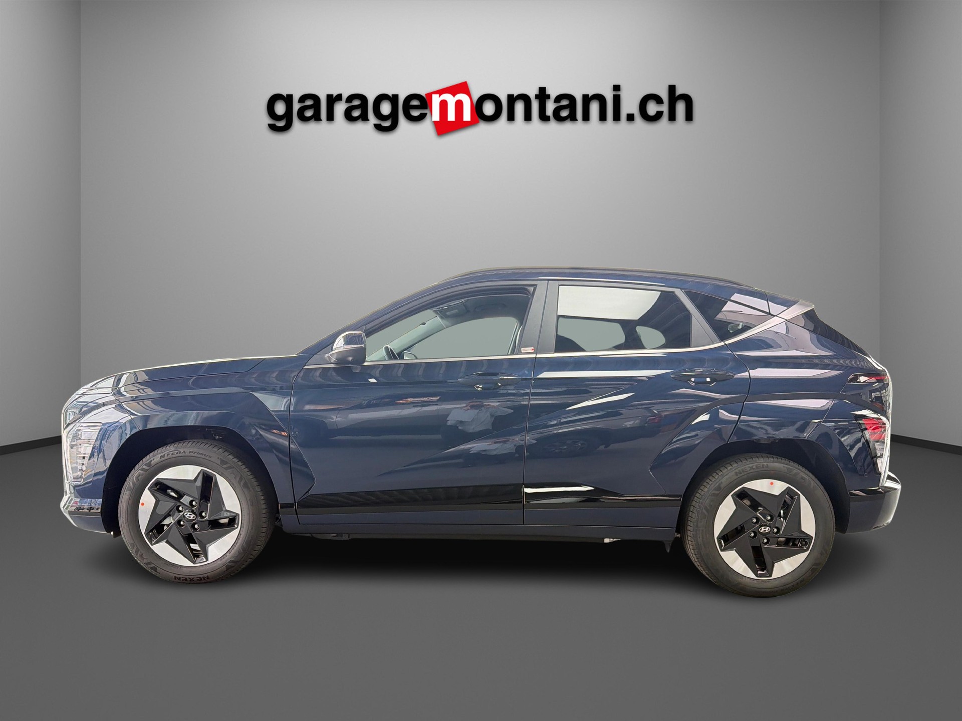 HYUNDAI Kona 65 kWh Electric Amplia + roues d’hiver gratuit-image-1