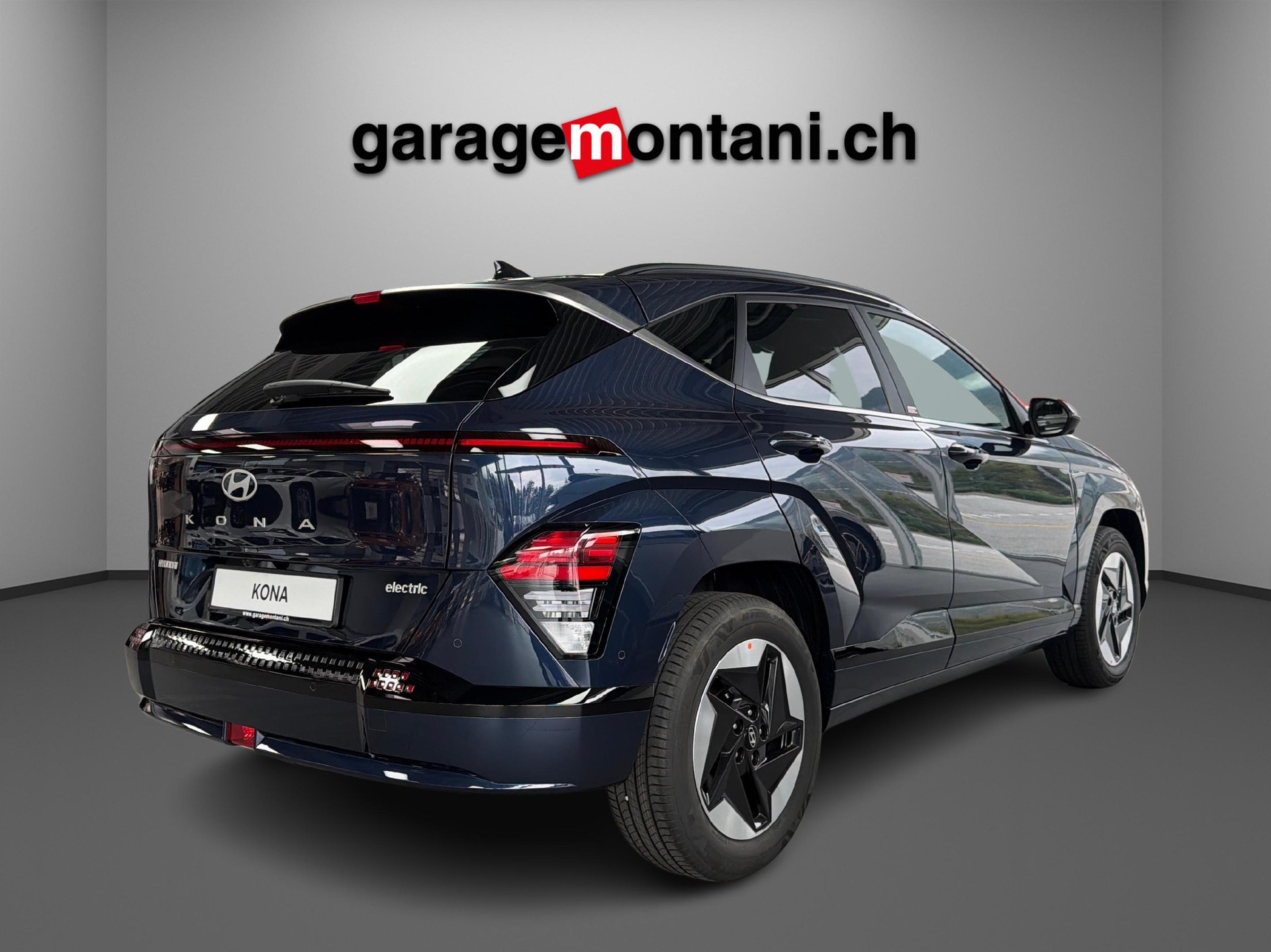 HYUNDAI Kona 65 kWh Electric Amplia + roues d’hiver gratuit-image-4