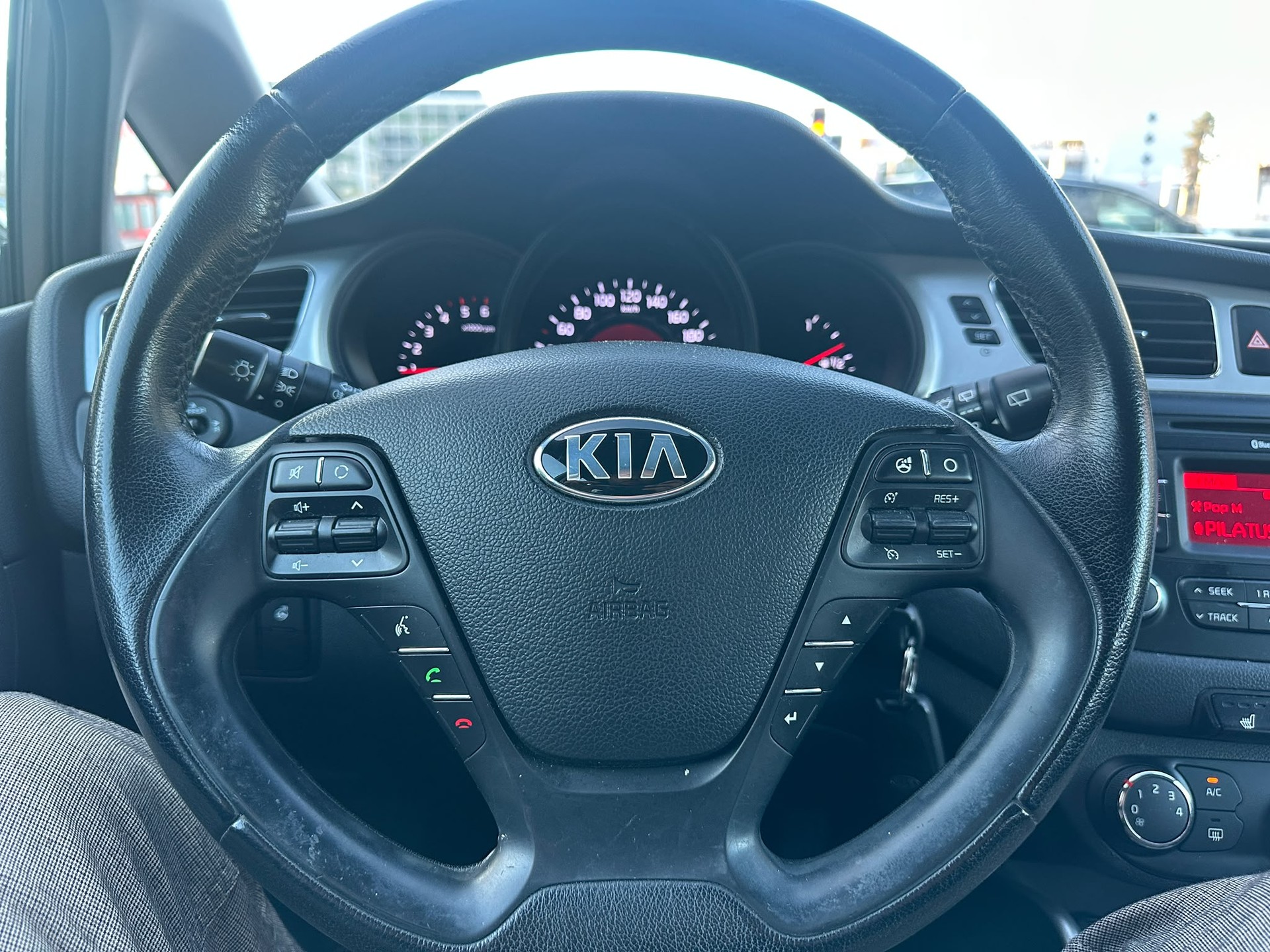 KIA 1.4 CRDi-image-8
