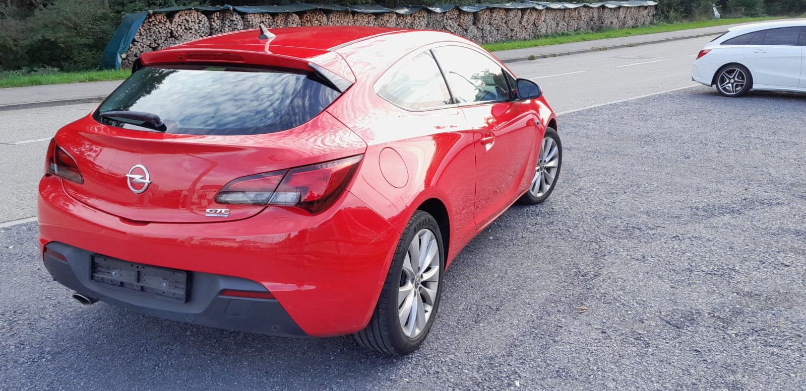 OPEL Astra GTC 1.6i 16V Sport-image-4