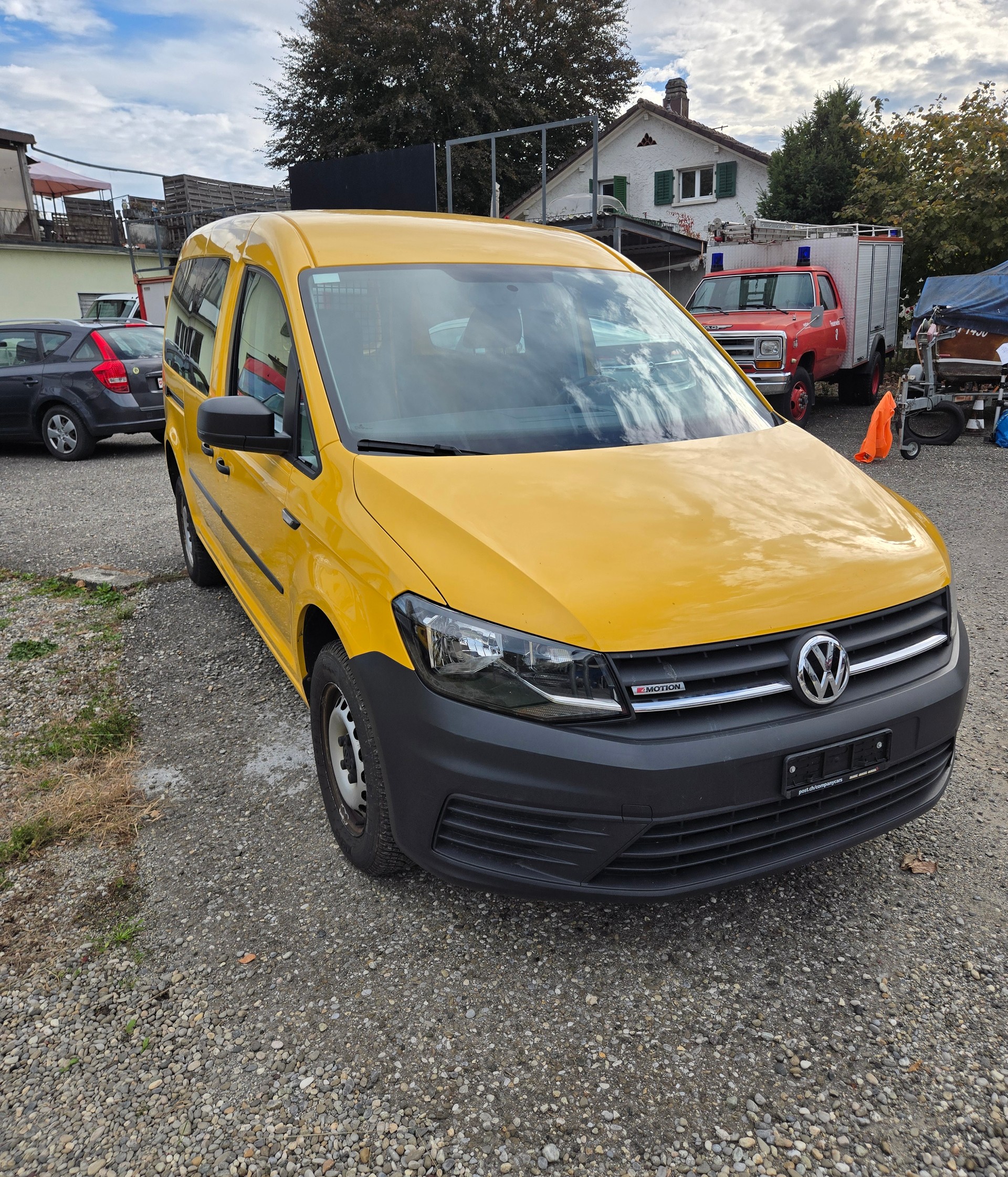 VW Caddy Maxi 2.0TDI 4Motion BlueMotion Technology-image-1
