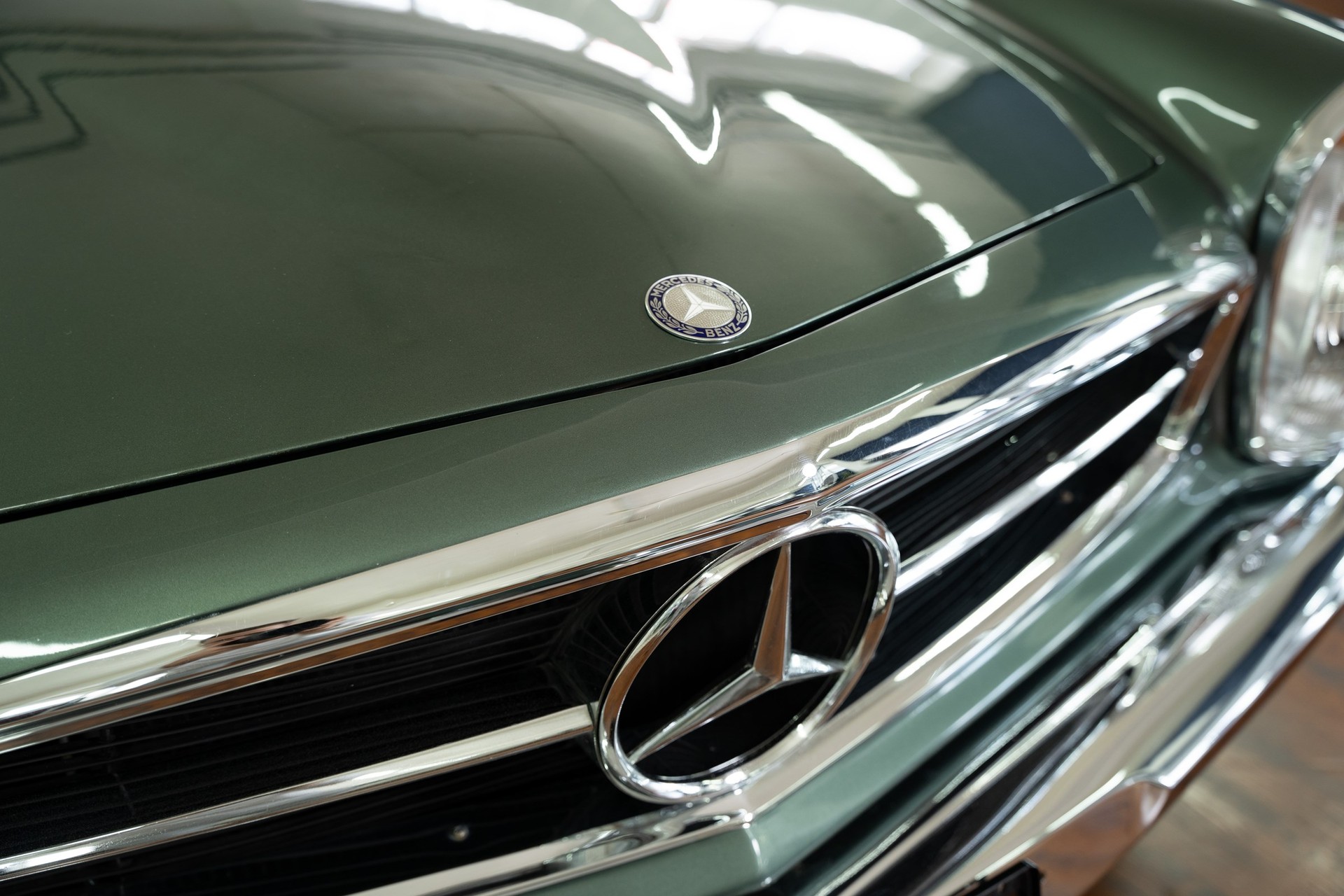 MERCEDES-BENZ 280 SL-image-14