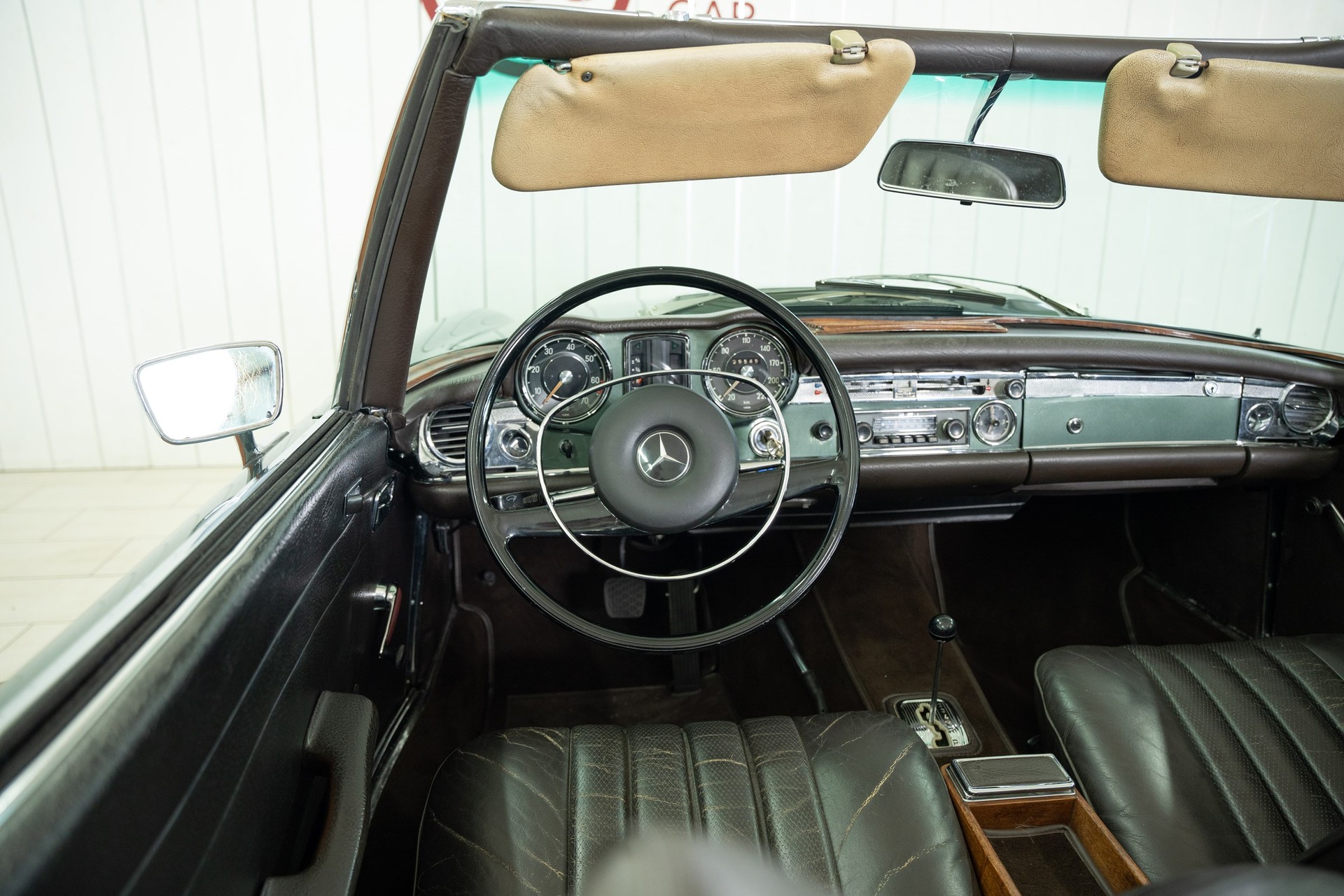 MERCEDES-BENZ 280 SL-image-11