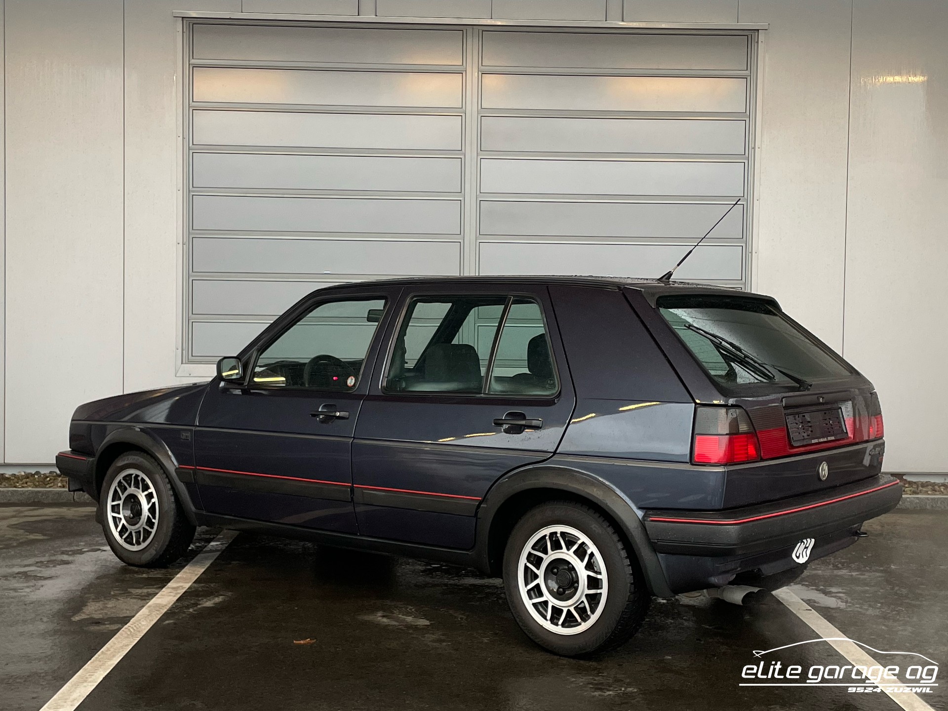 VW Golf 1800 GTI 16V-image-2
