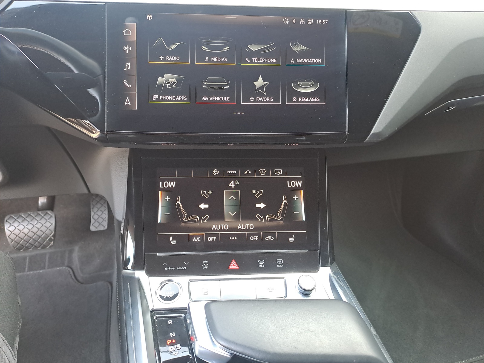 AUDI e-tron 55 Sportback S Line quattro-image-11