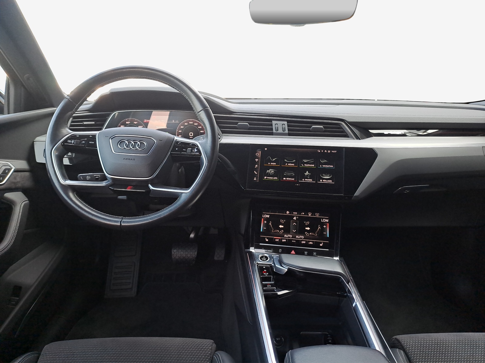 AUDI e-tron 55 Sportback S Line quattro-image-9