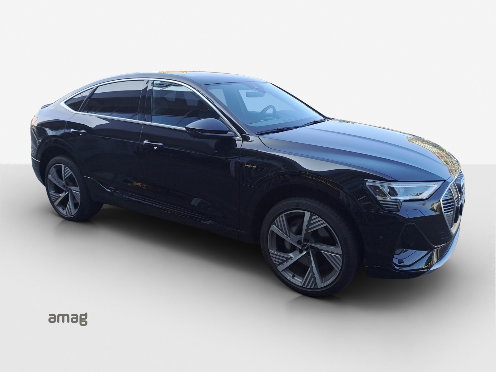 AUDI e-tron 55 Sportback S Line quattro-image-6