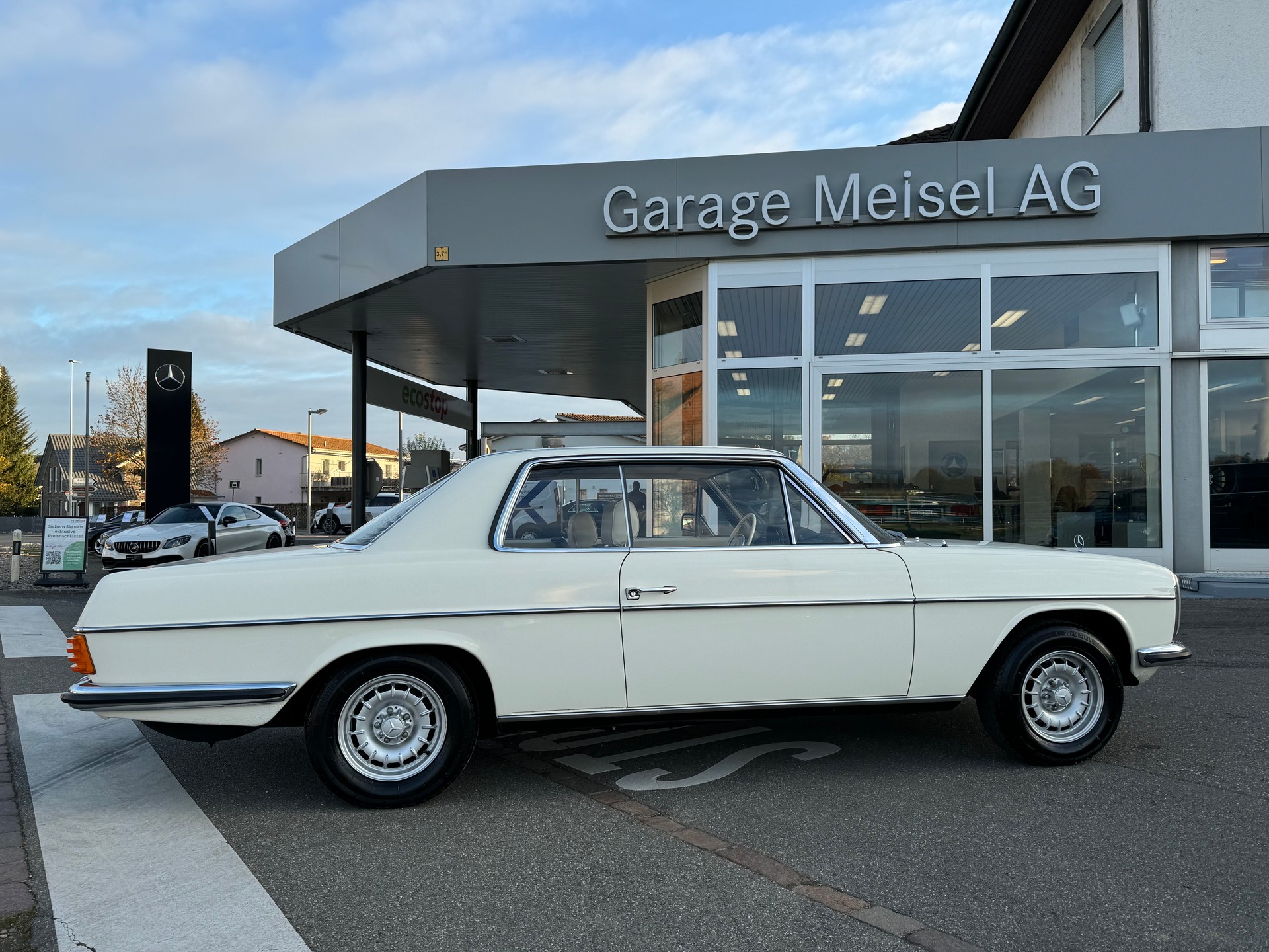 MERCEDES-BENZ 280-image-2