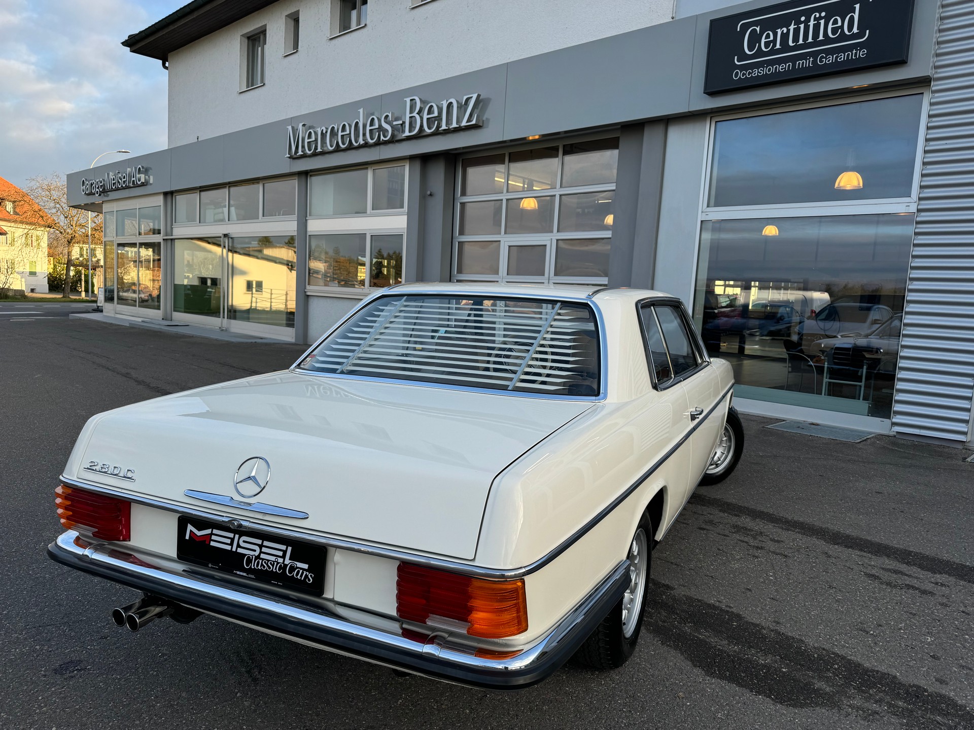 MERCEDES-BENZ 280-image-8