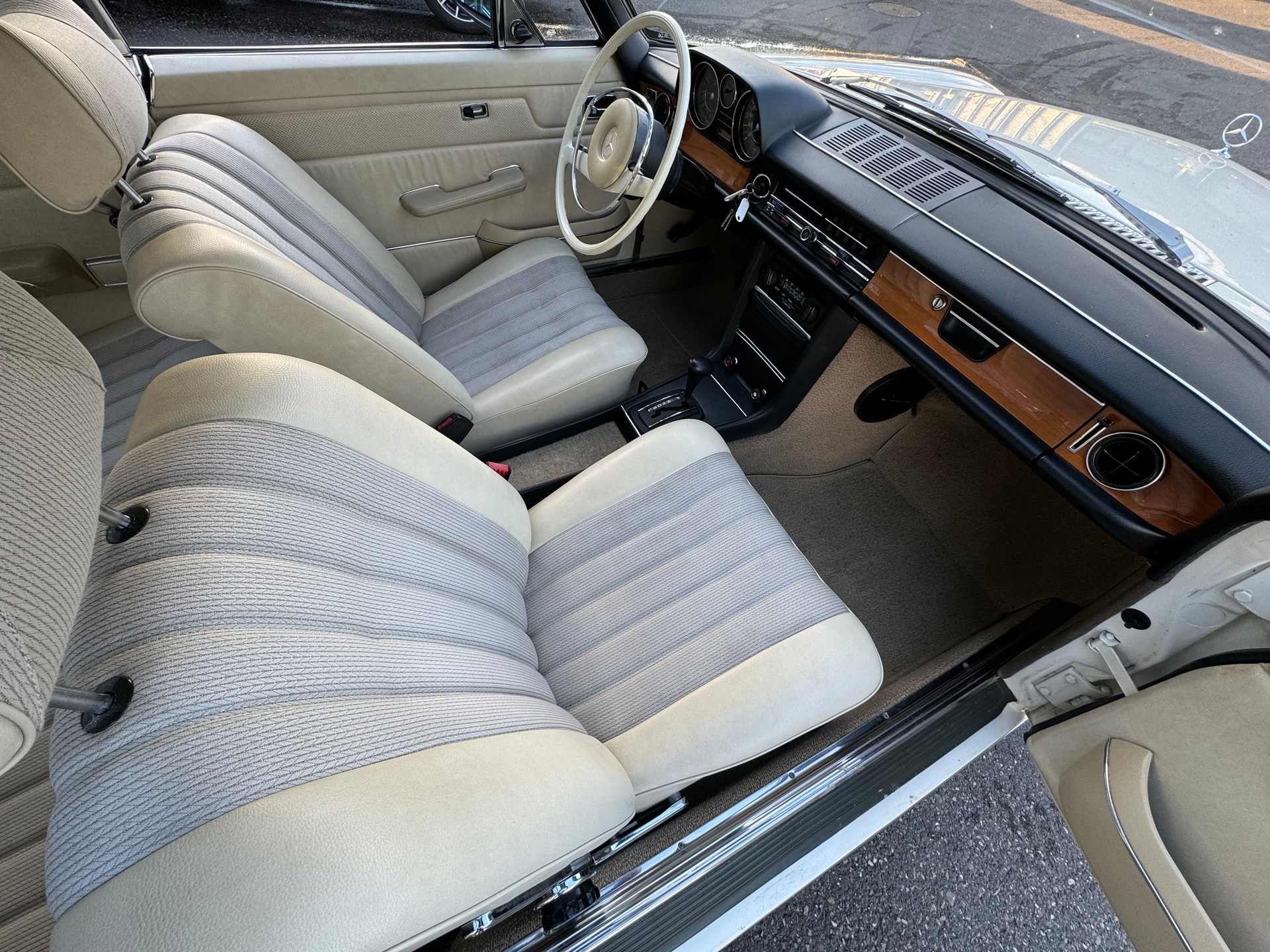 MERCEDES-BENZ 280-image-4