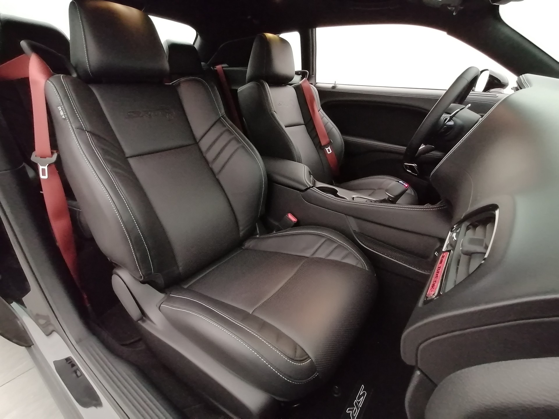 DODGE Challenger Hellcat WB Jailbreak-image-15