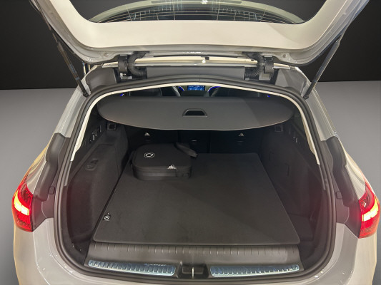 MERCEDES-BENZ C 300de T 4Matic-image-10