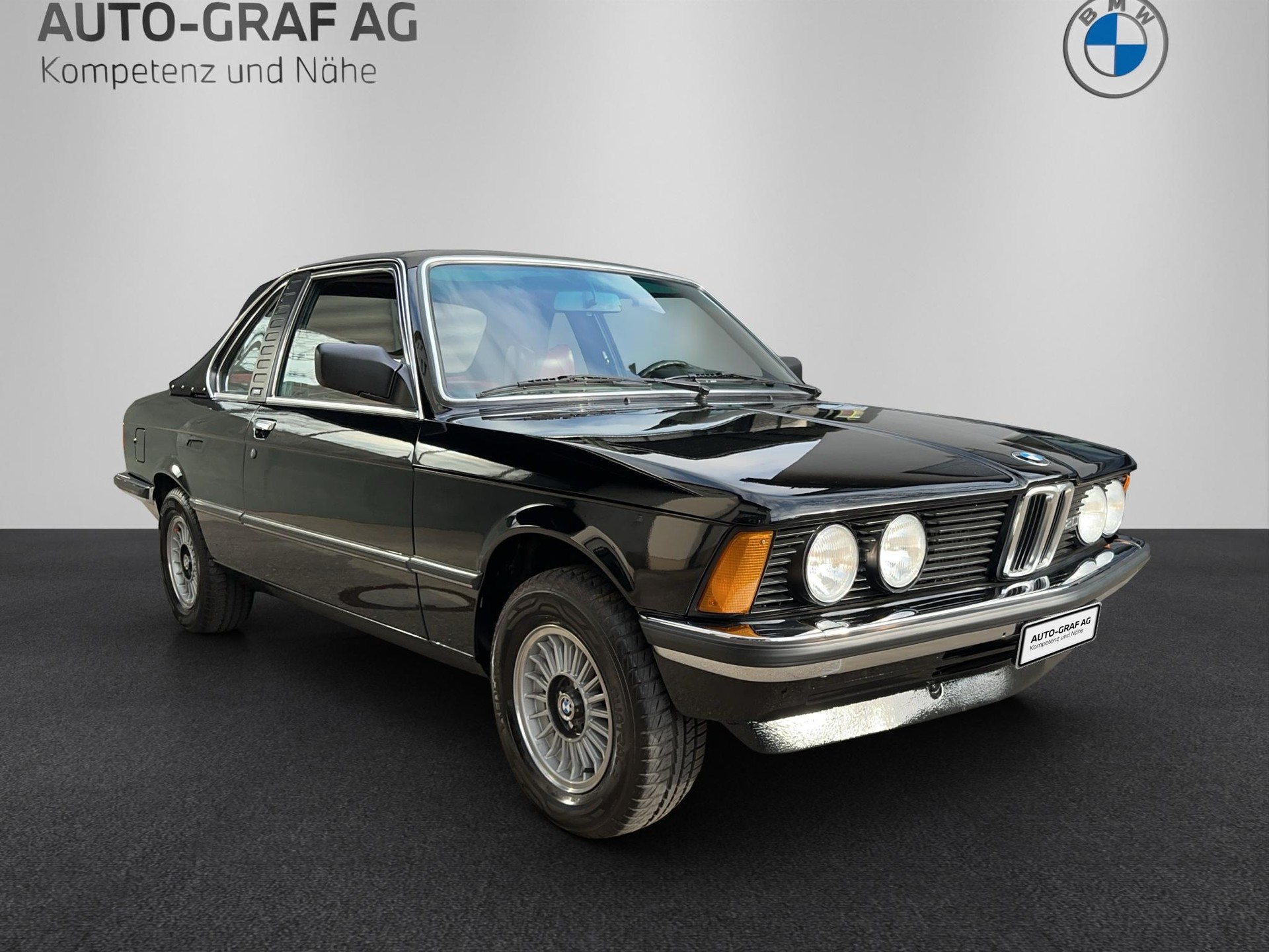 BMW 320-image-6