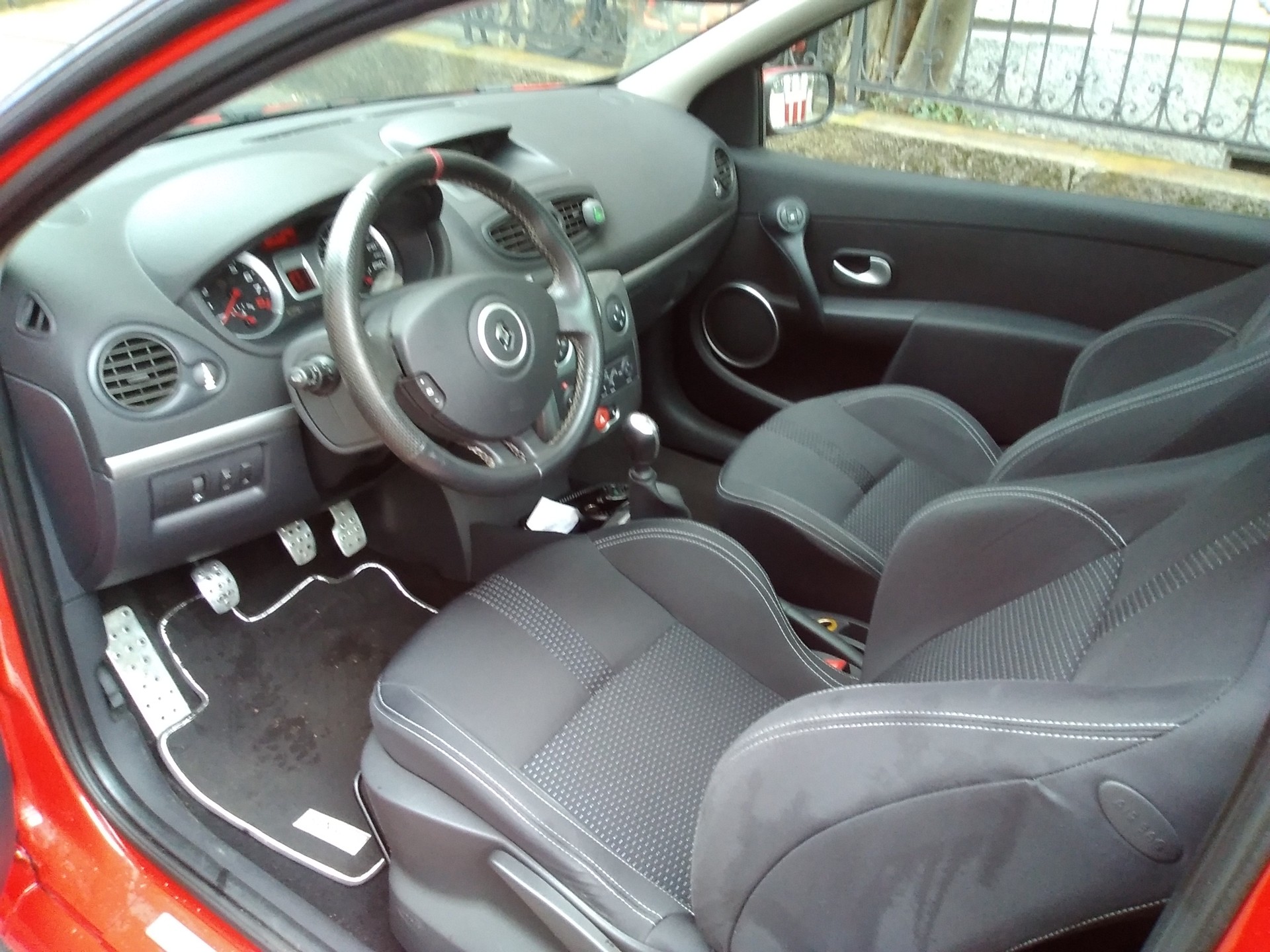RENAULT Clio 2.0 16V Sport-image-7