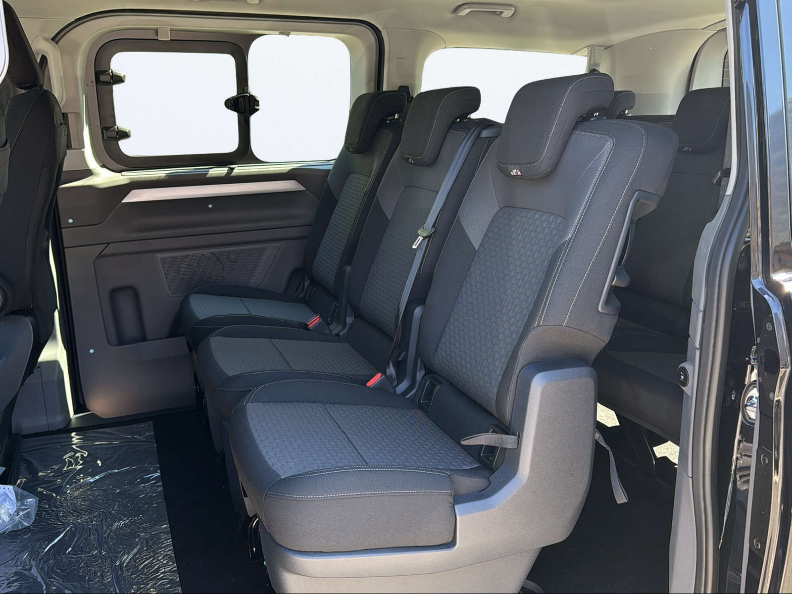 VW Caravelle 2.0 TDI Life Aut.8-image-15