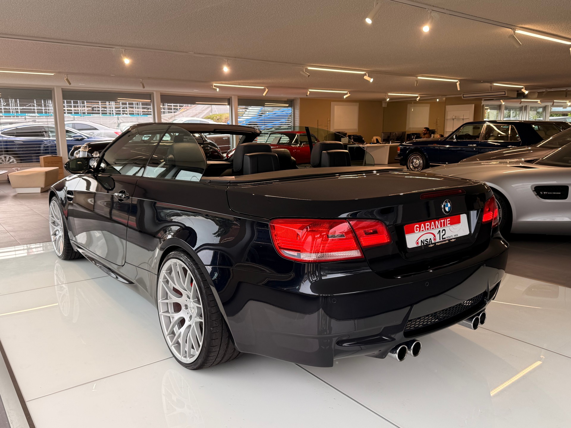BMW M3 Cabriolet-image-13